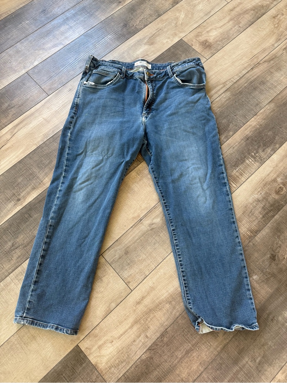 Lee Relaxed Fit Men's Jeans in Medium Blue Wash (4 pairs)